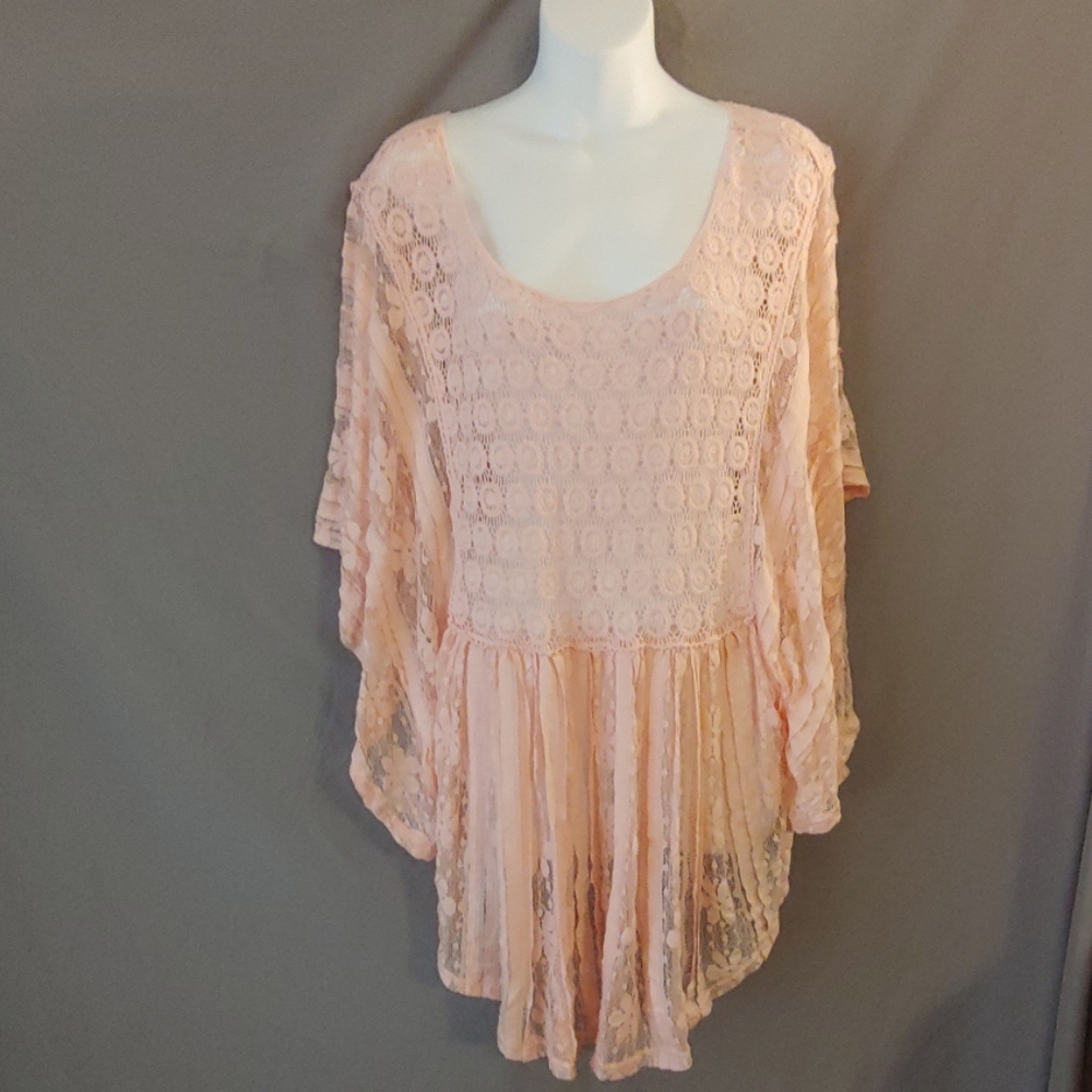 Cato Blouse Size 22/24W